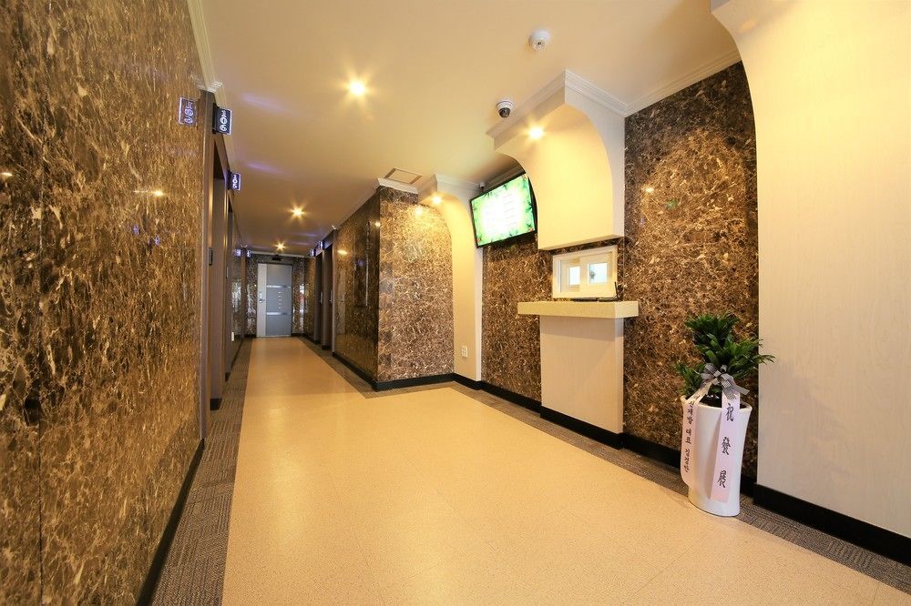 The 7 Hotel Pohang Exterior photo